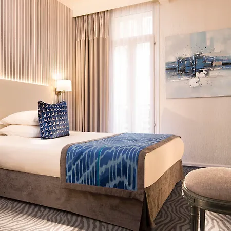 Victor Hugo Kleber 4* Paris