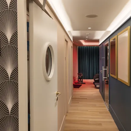 Hotel Victor Hugo Kléber Parigi