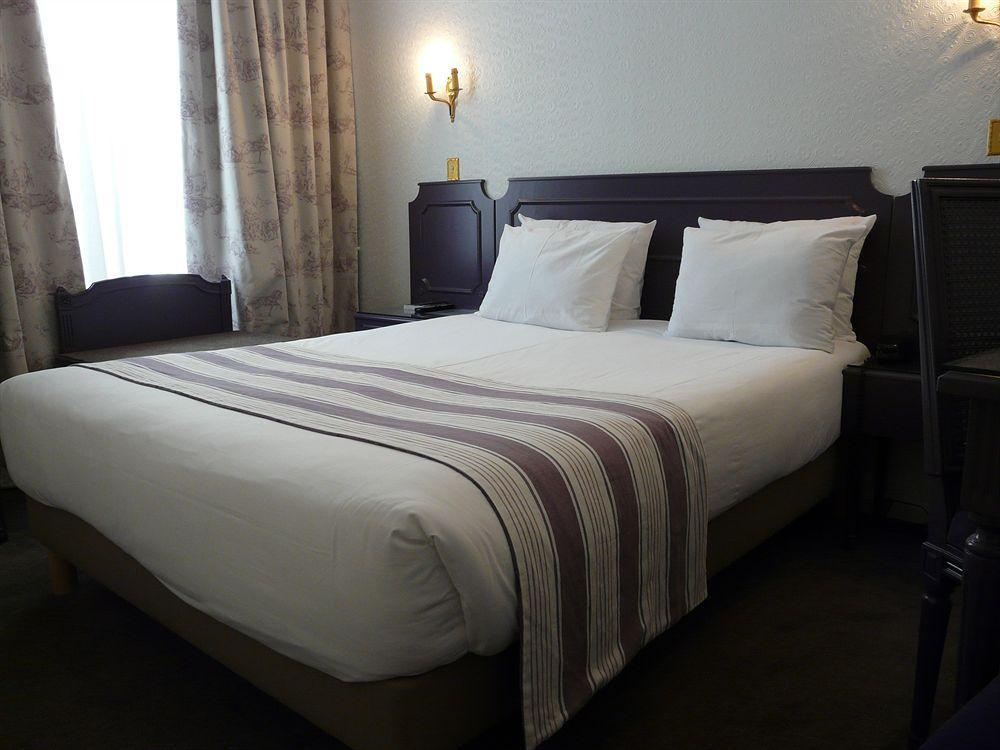 Victor Hugo Kléber Hotel Parigi