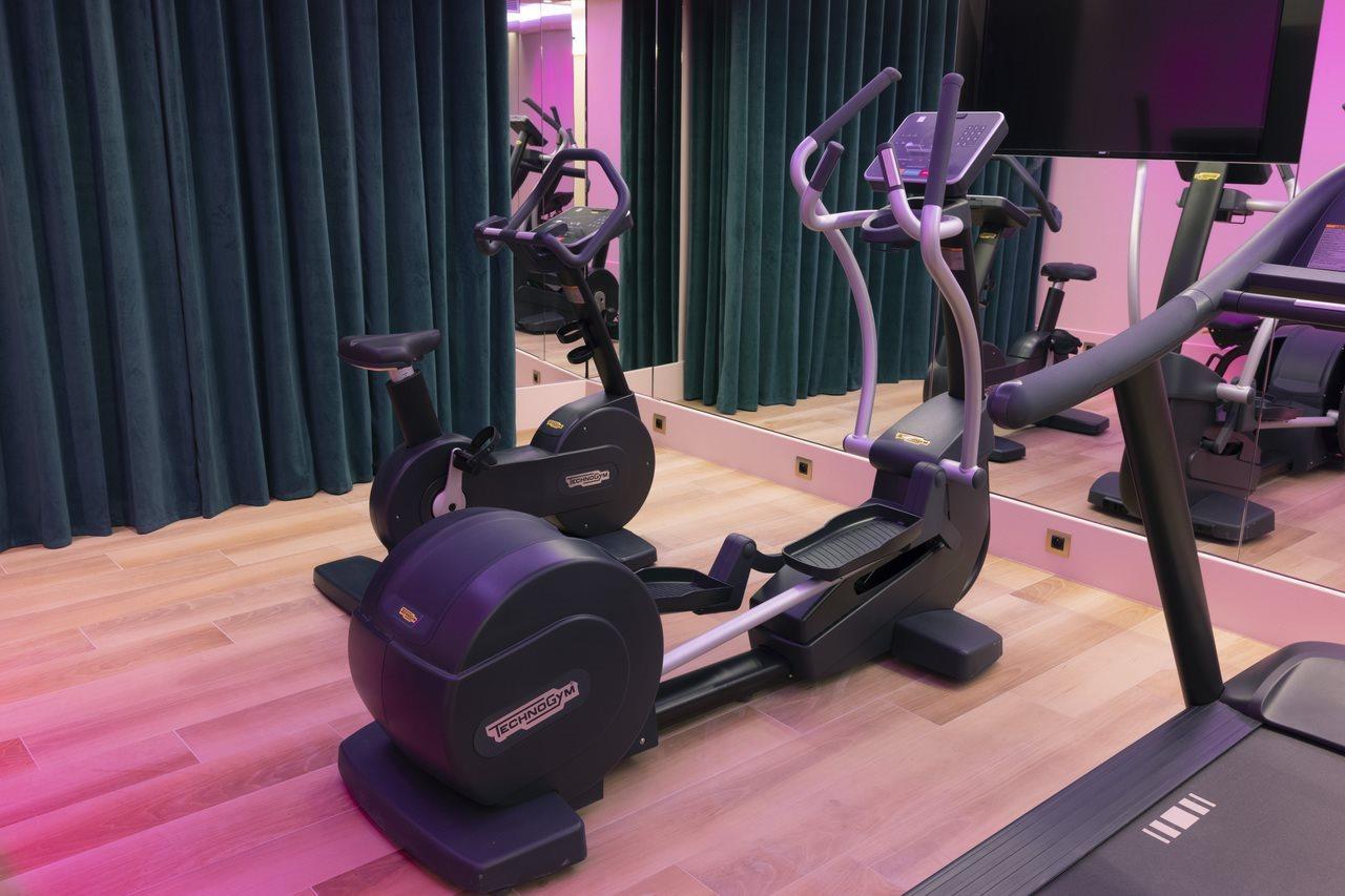 Victor Hugo Kléber Hotel 4*