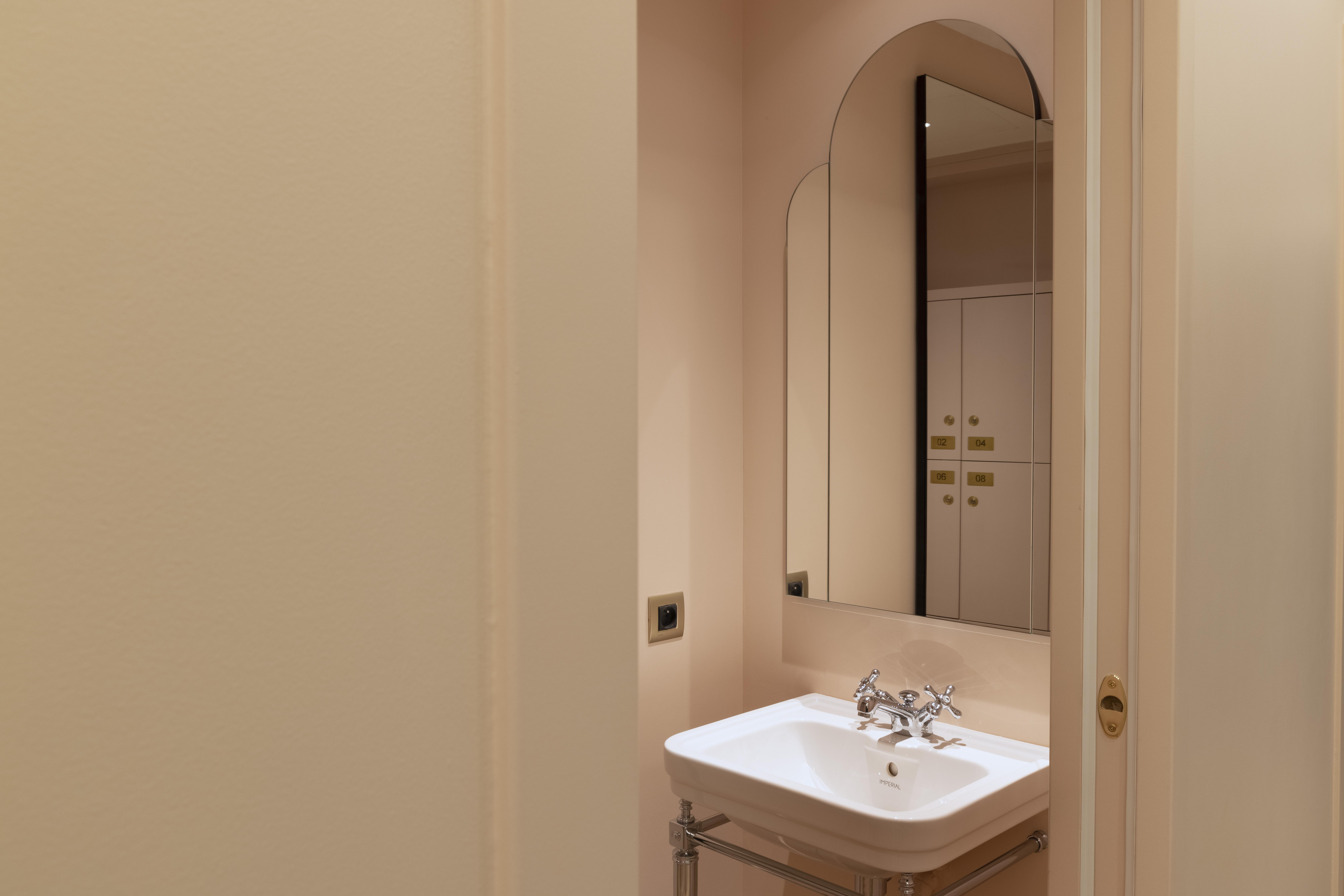 Hotel Victor Hugo Kléber 4*