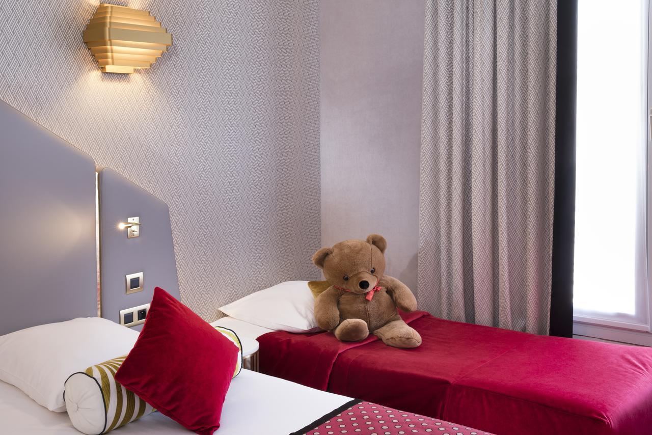 Victor Hugo Kléber Hotel