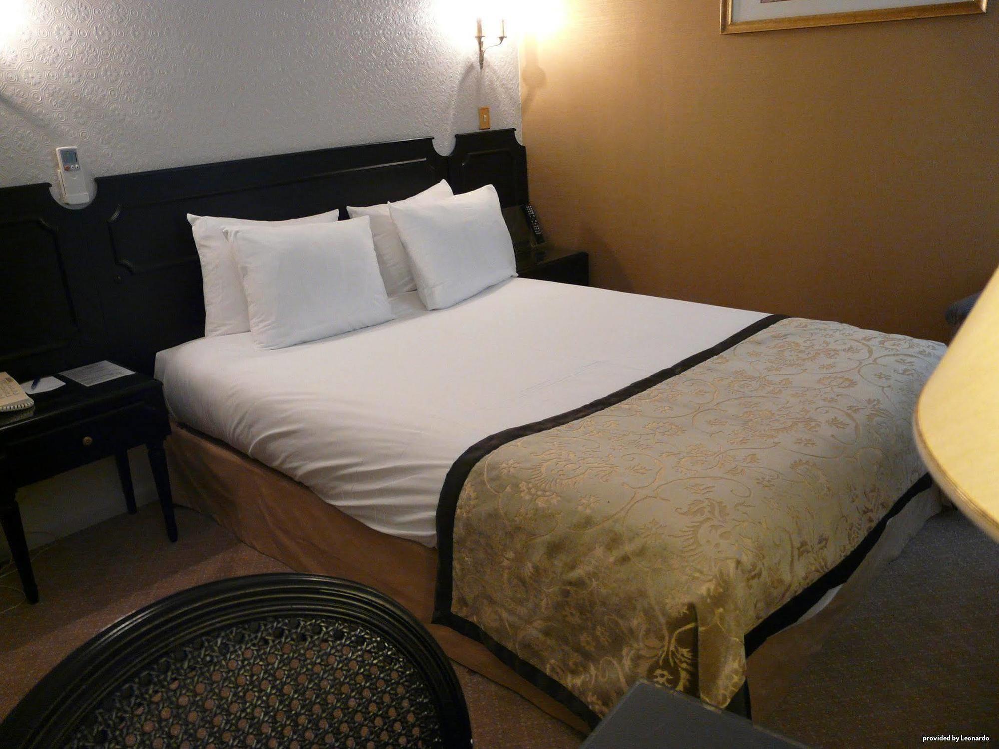 Victor Hugo Kléber Hotel Parigi