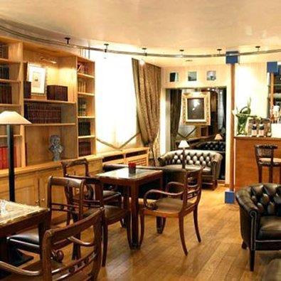 Victor Hugo Kléber Hotel 4*